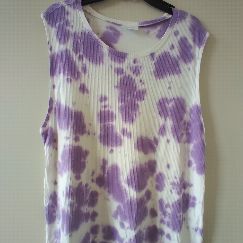 Abound Tie Dye Tank, Soft & Comfy.Lightly Ribbed. Fun and Cool for Summer! NWOT